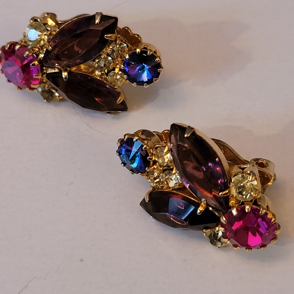 Stunning vintage clips